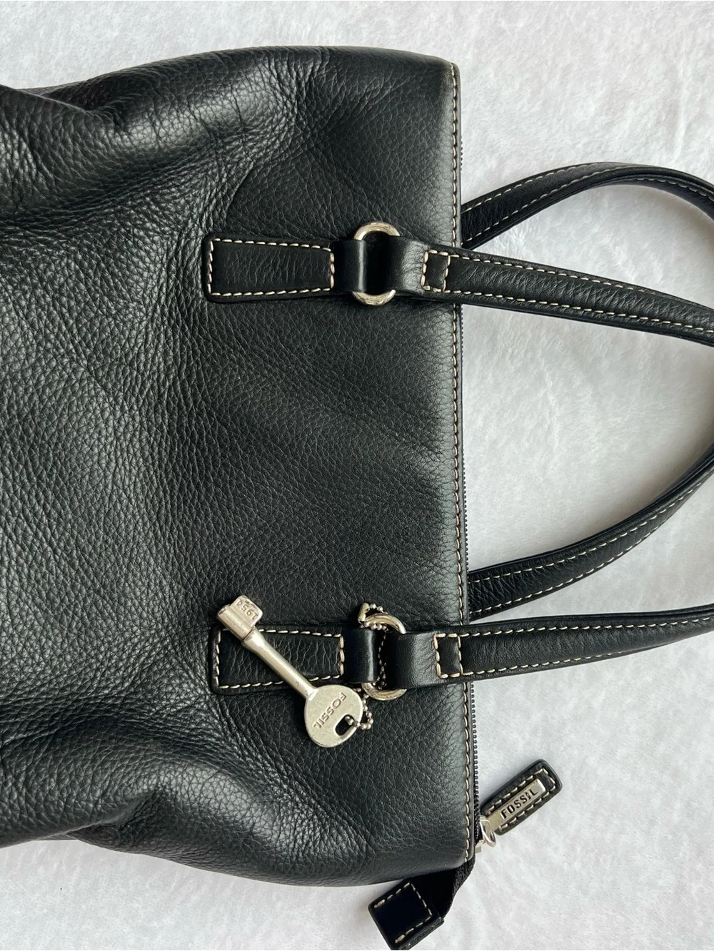 Fossil Black Leather Women Tote Satchel HandBag Purse 75082 Key Charm